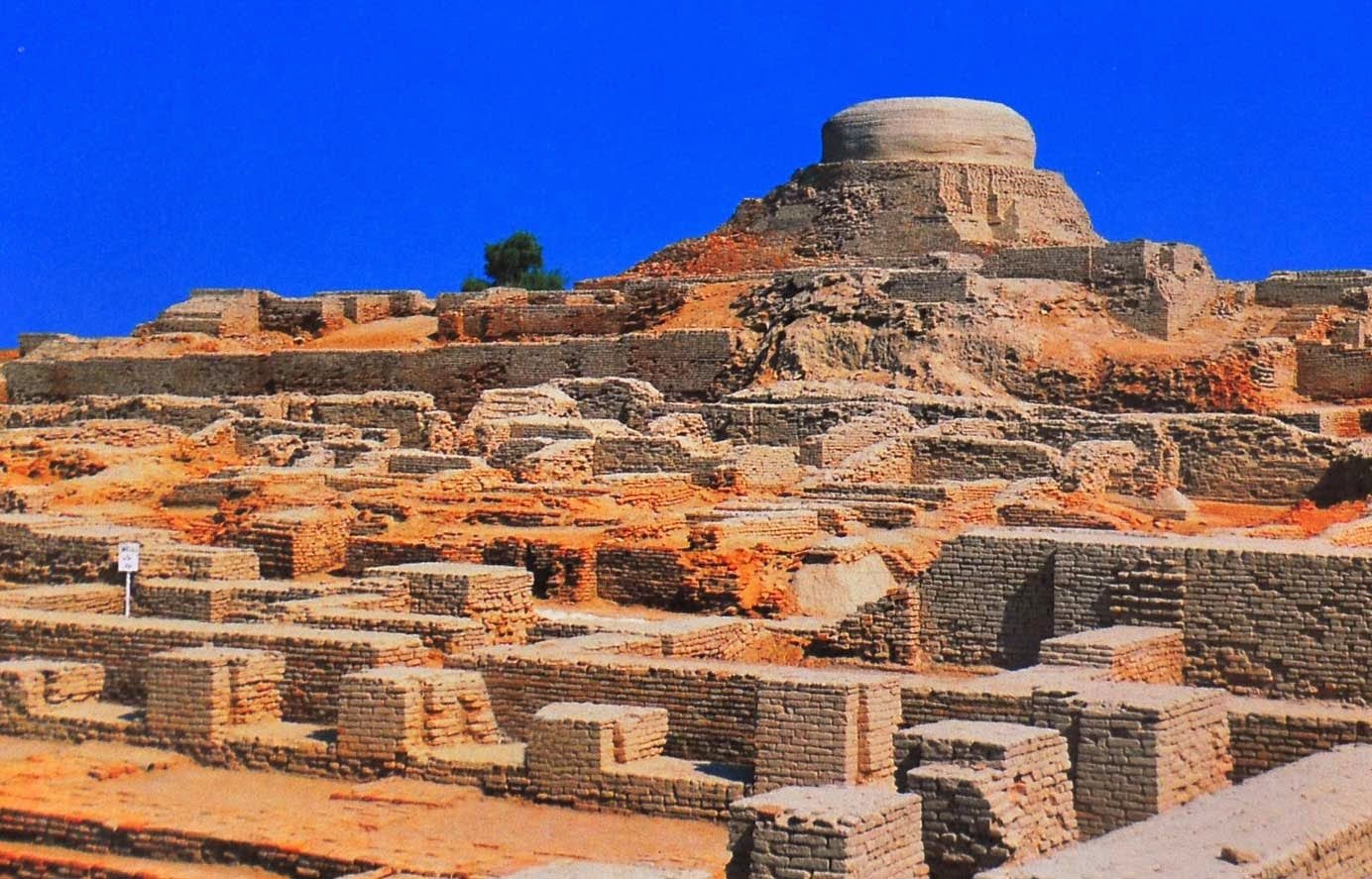 Archaeological-Ruins-at-Moenjodaro